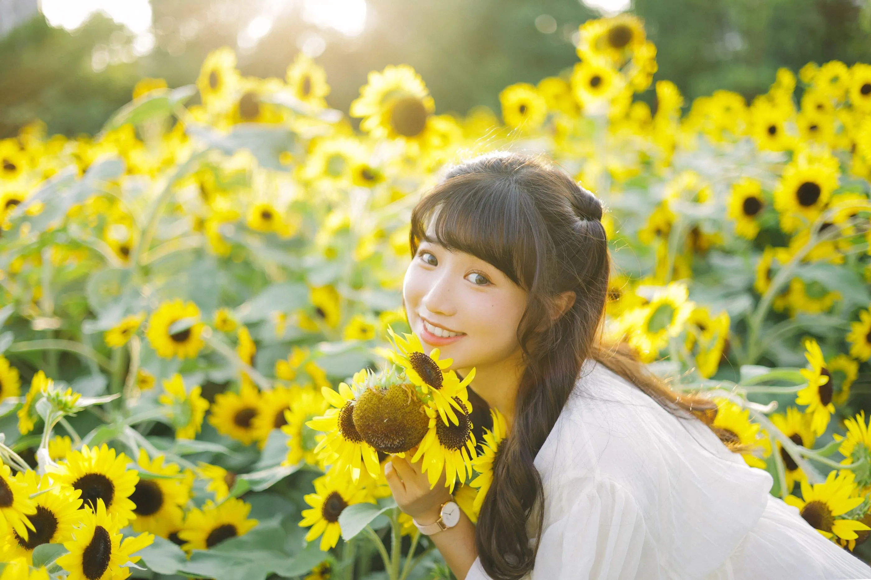 [YITUYU艺图语]2022.08.29 阳光下的花和你 蓝胖子- [25P]插图